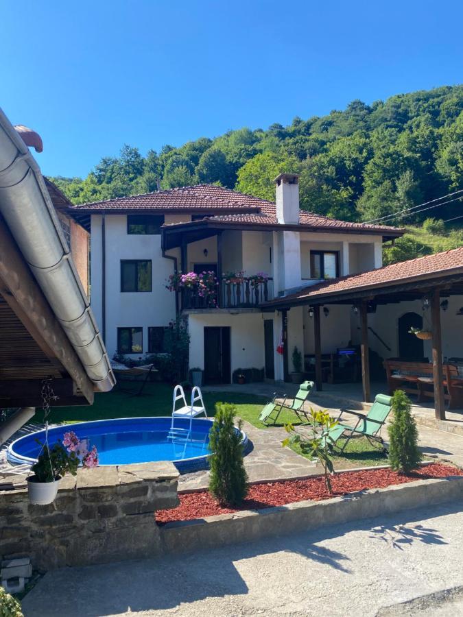 Yovkovata Kyshta Hotel Chiflik Buitenkant foto