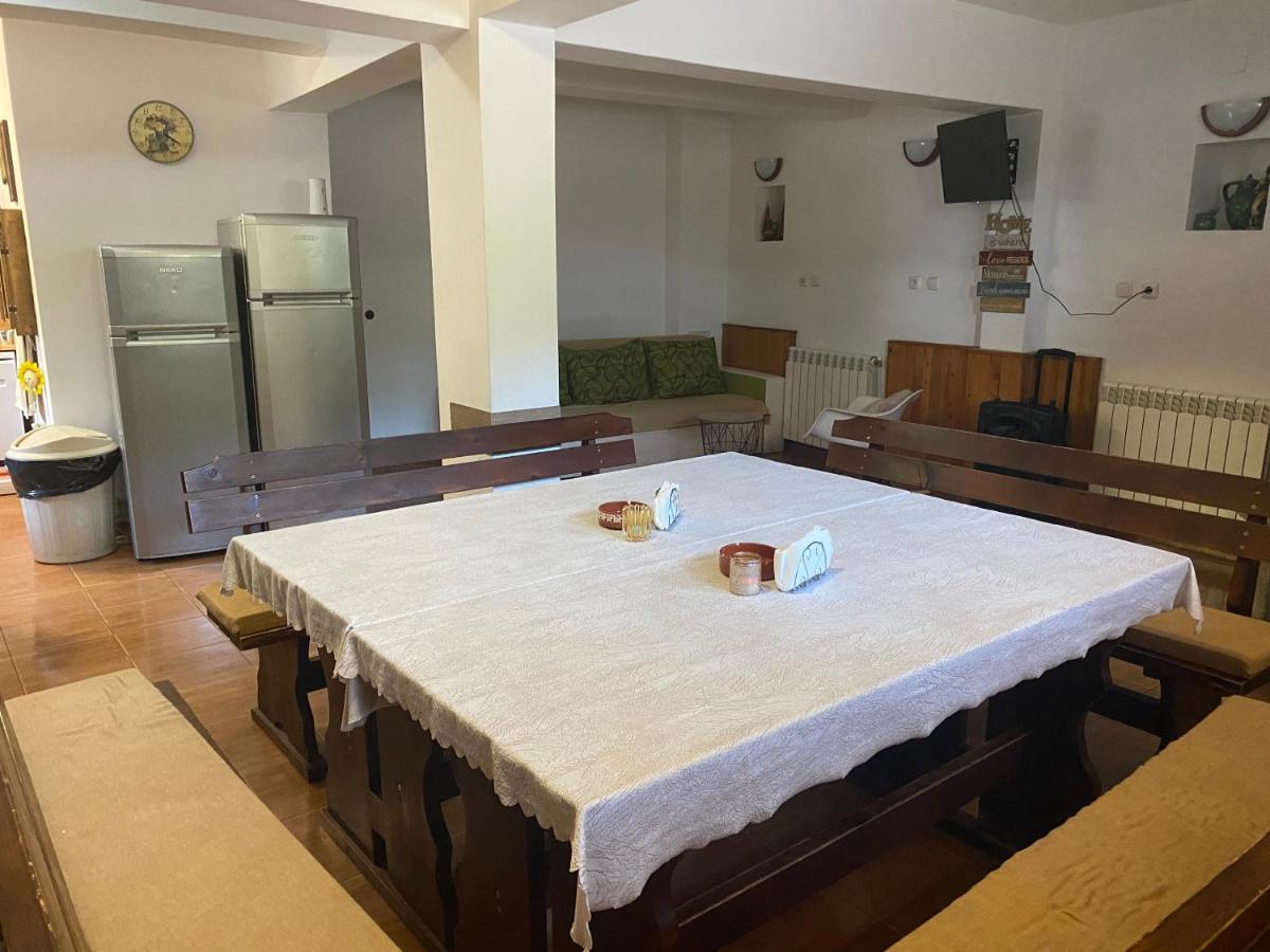 Yovkovata Kyshta Hotel Chiflik Buitenkant foto